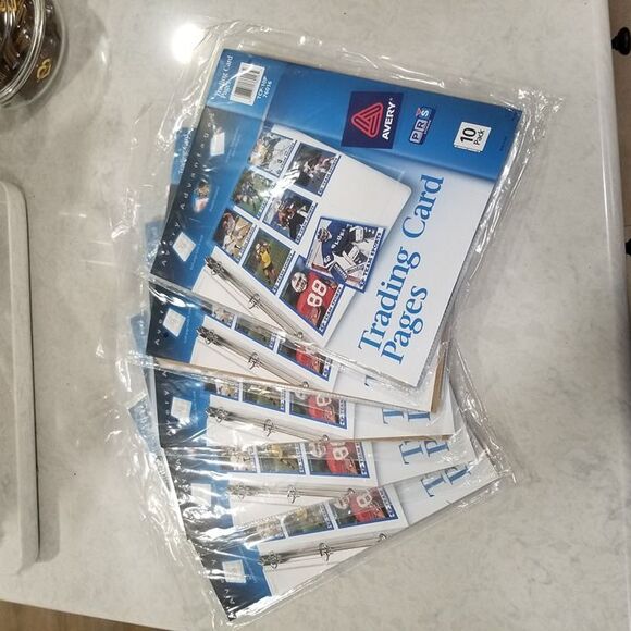 Avery trading card pages 5 packages 10 pages each 9 per page nos TCP-10P 76016 - Picture 3 of 3